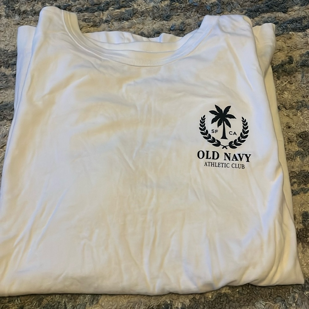 Womens old navy shirt